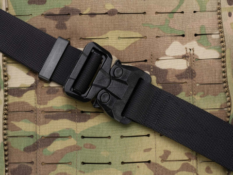 Pas miękki OUTDOOR STEALTH Czarny o szerokości 38mm z niewykrywalną klamrą Cobra® 25cN Rozmiar uniwersalny 70-120cm